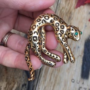 Draping Leopard Brooch